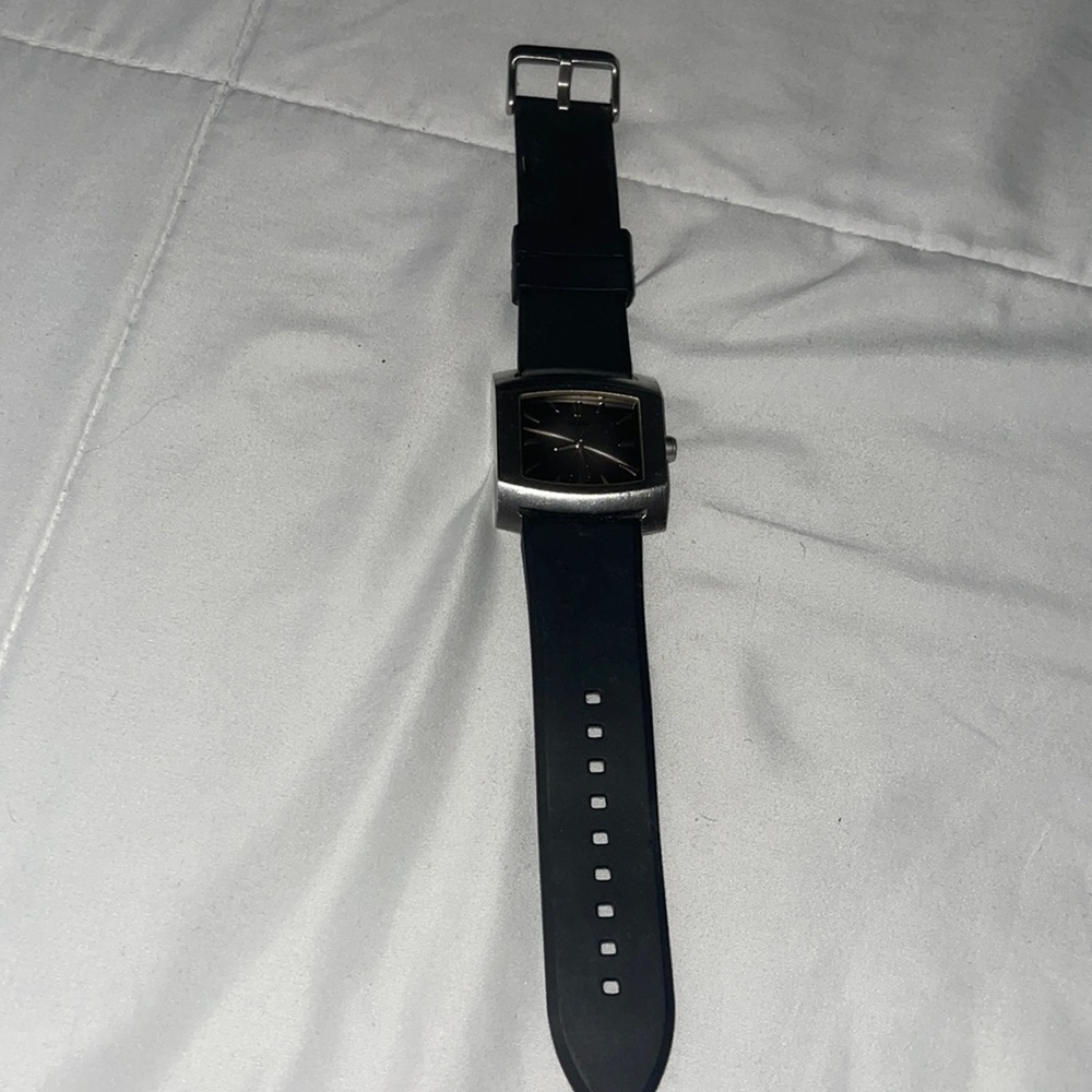 Guess Watch